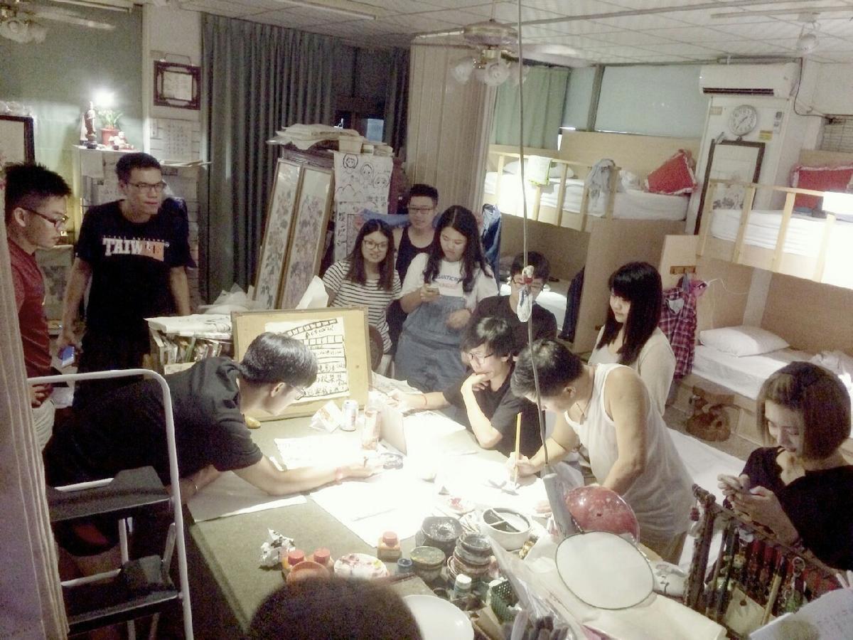 Jiji Art Backpackers Hostel Bagian luar foto
