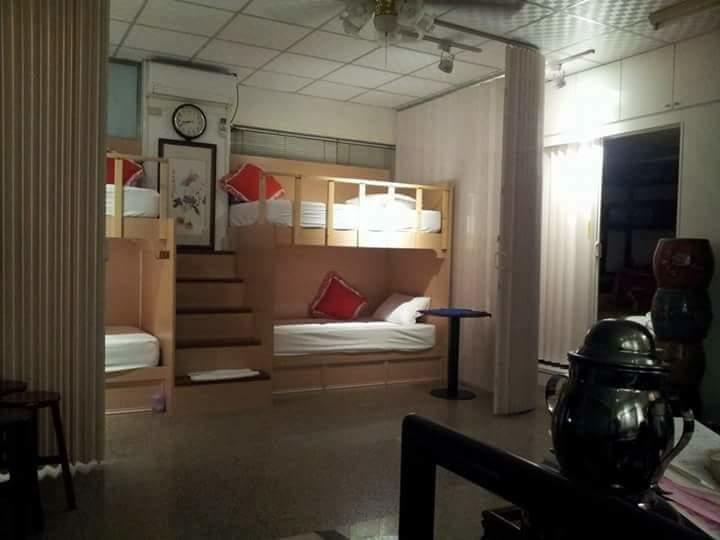 Jiji Art Backpackers Hostel Bagian luar foto