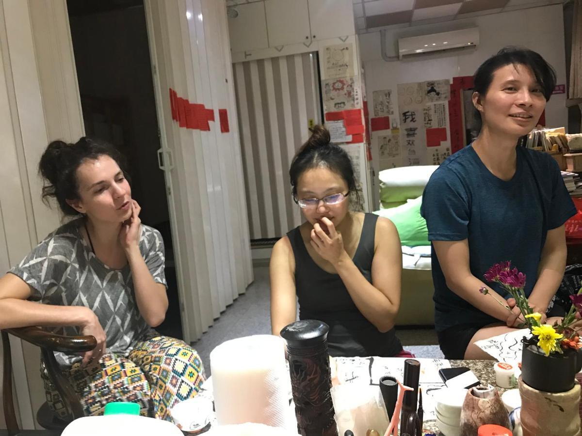 Jiji Art Backpackers Hostel Bagian luar foto